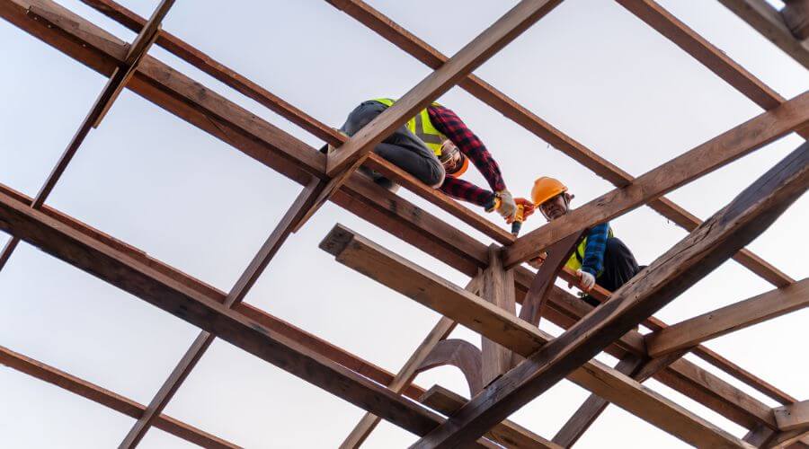 Expert Emergency Roof Repairs services in Newcastle, ME